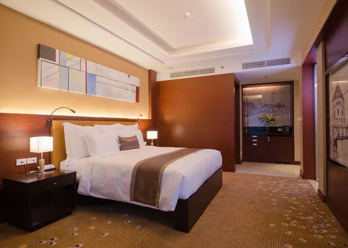 Hotel Aetas Lumpini